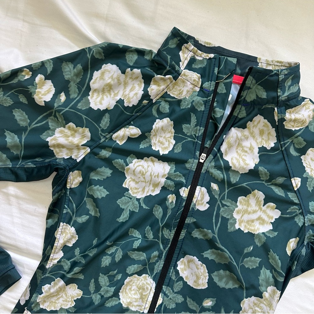 Jaded Rose Long Sleeve Zip-Up | Machines for Freedom | M